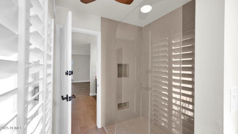 33-web-or-mls-P1177188