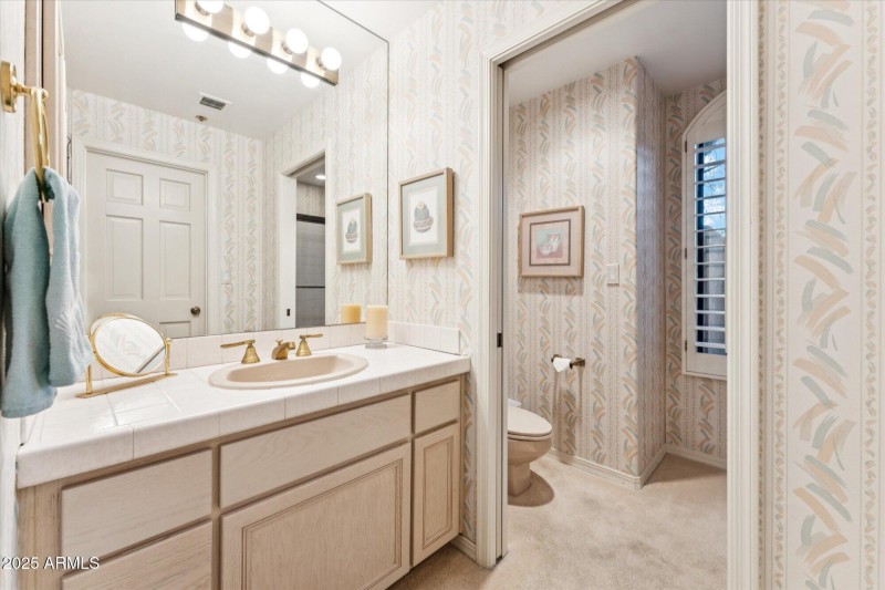 Bedroom 2 Ensuite Bathroom
