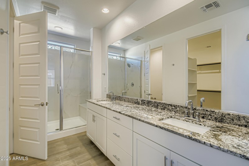 Owners Bath