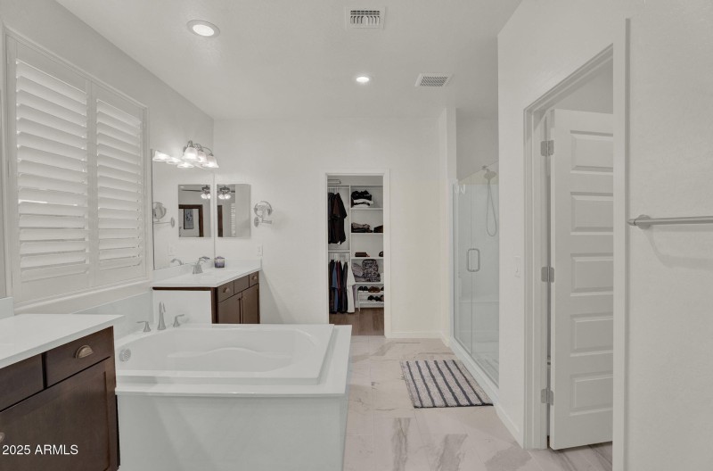 26-web-or-mls-2829 E Virginia St - 21