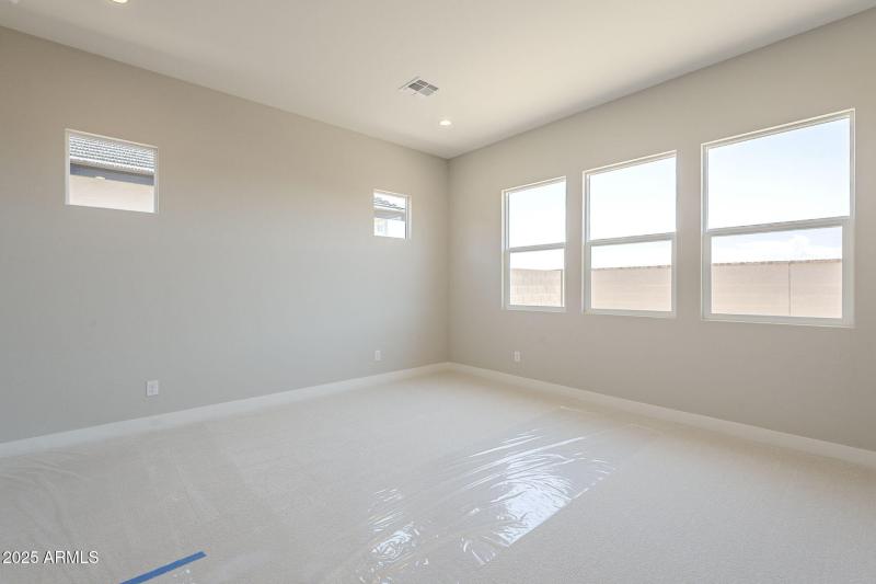 24-web-or-mls-Blakely-24