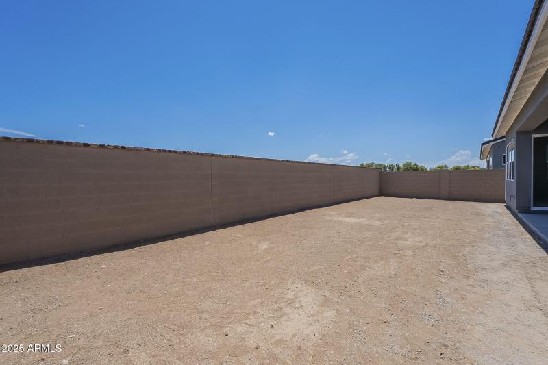 55-web-or-mls-Blakely-55