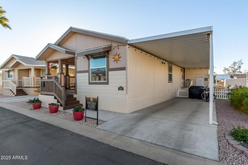 03 - University 9333 #110