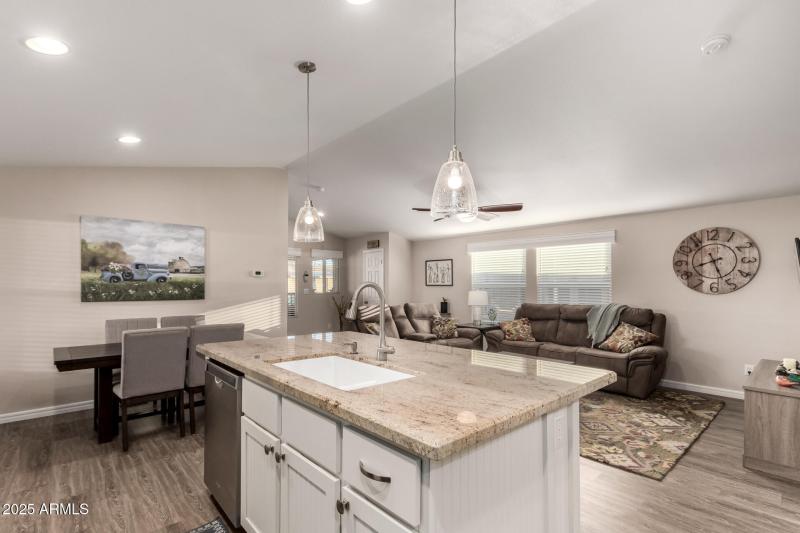 14 - University 9333 #110