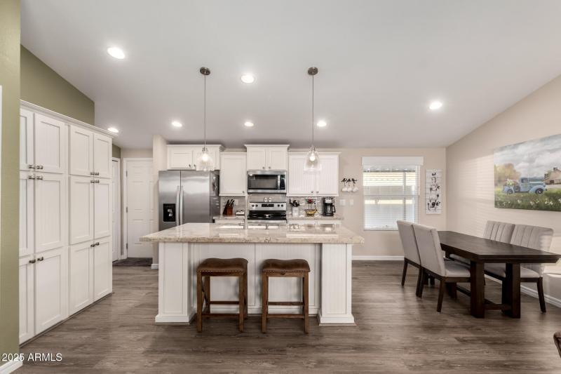 16 - University 9333 #110