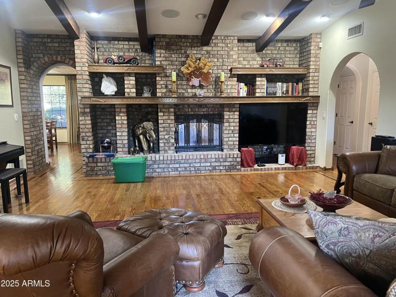 1st Ave Family Room 2