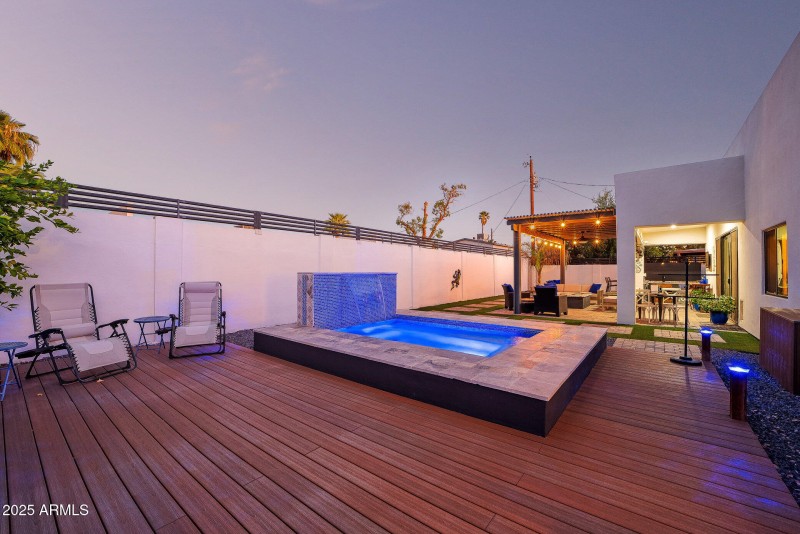 006_north_83rd-48_588