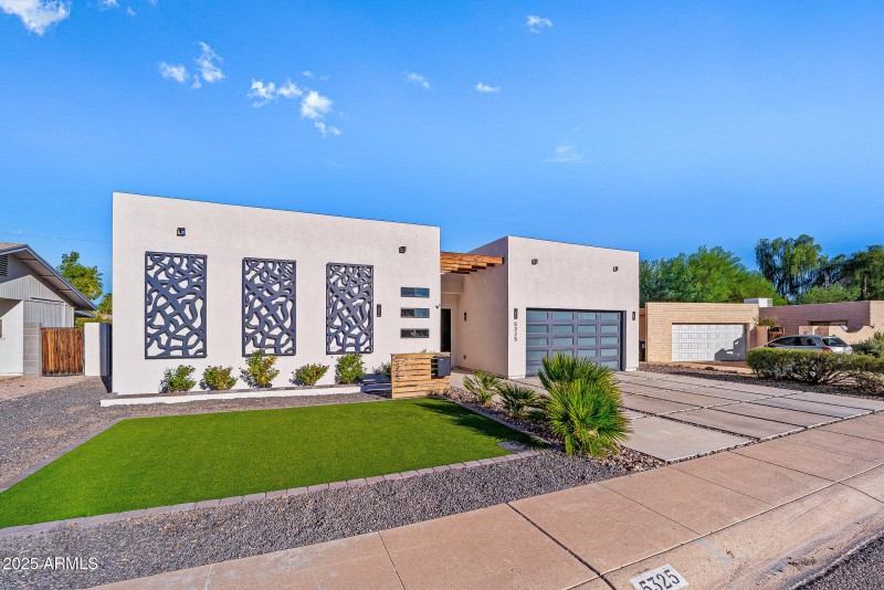 010_north_83rd-7_495