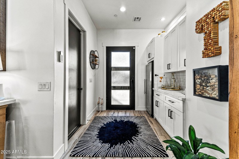 012_north_83rd-15_799