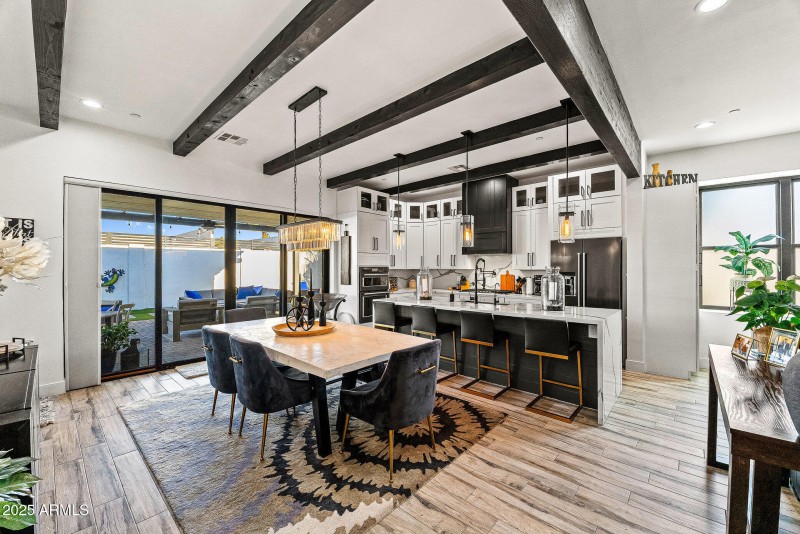 016_north_83rd-18_706