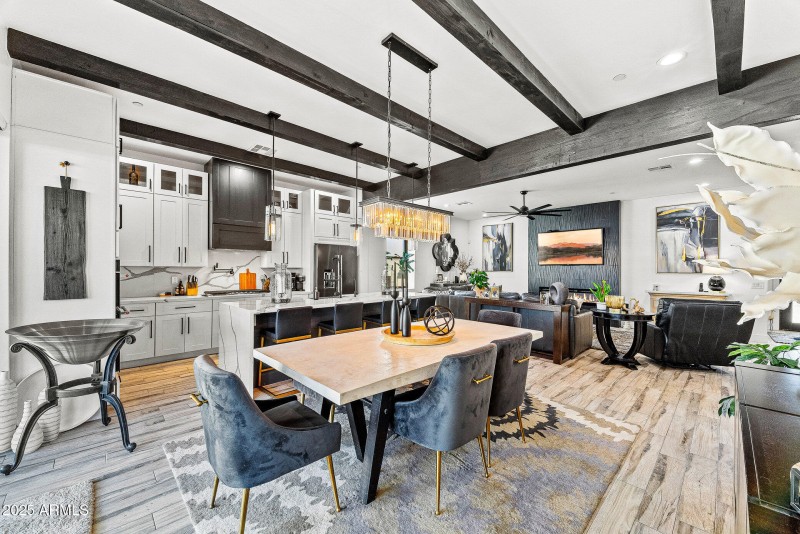 023_north_83rd-22_766