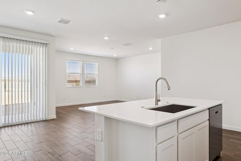 10-web-or-mls-26172-w-nancy-ln-lot-233