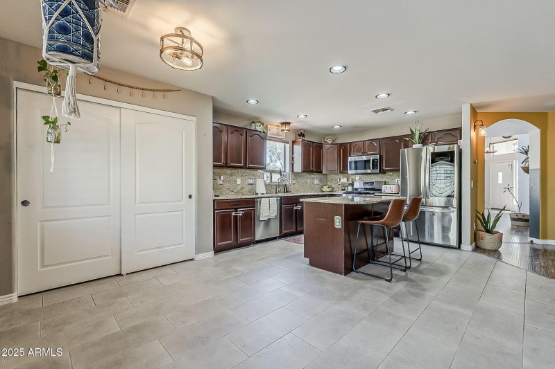Eat In Kitchen