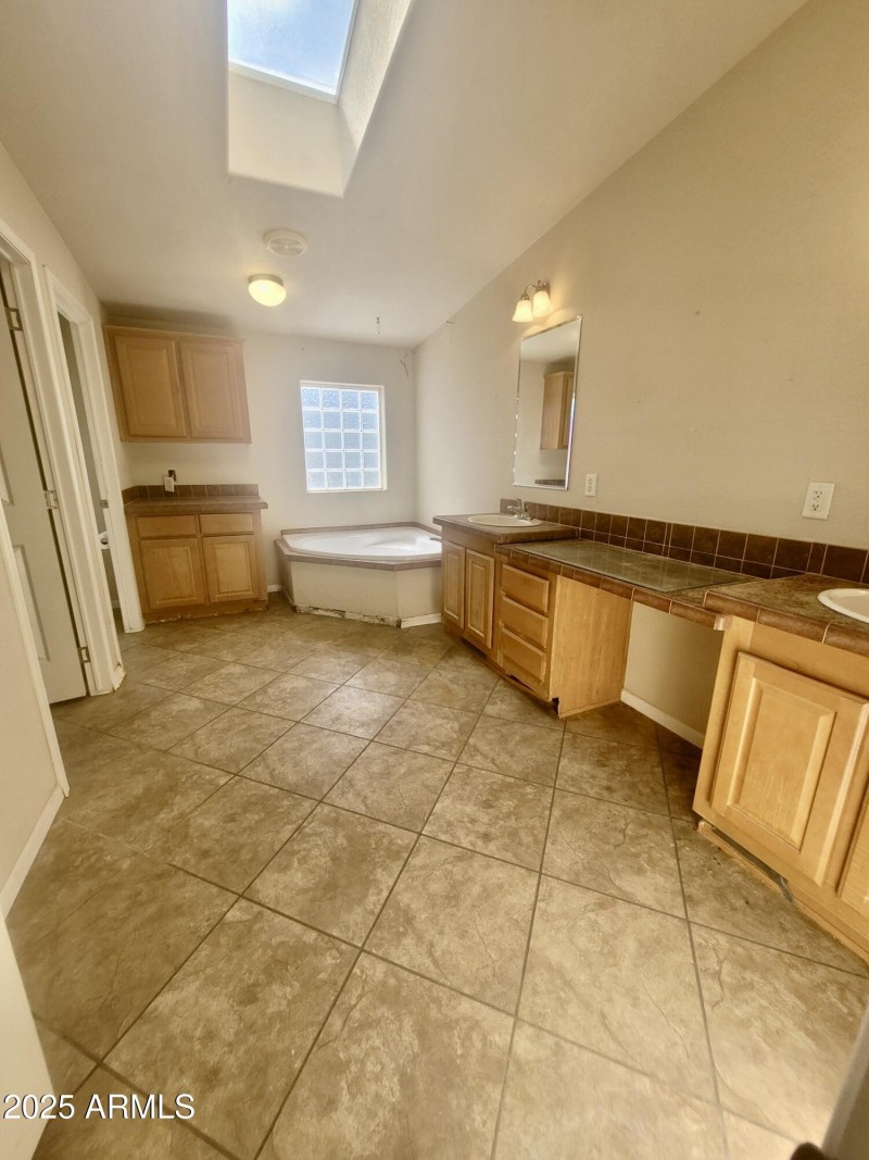 Resized_20251007_131117