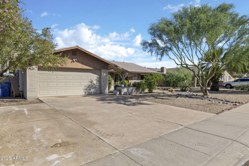 3414 W Gelding Dr Phoenix - 210 (2)