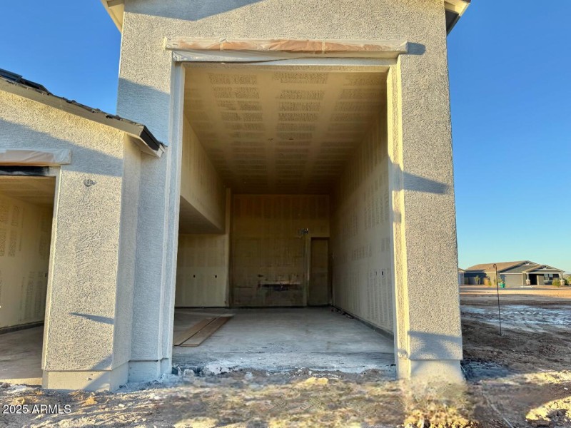 003 RV Garage