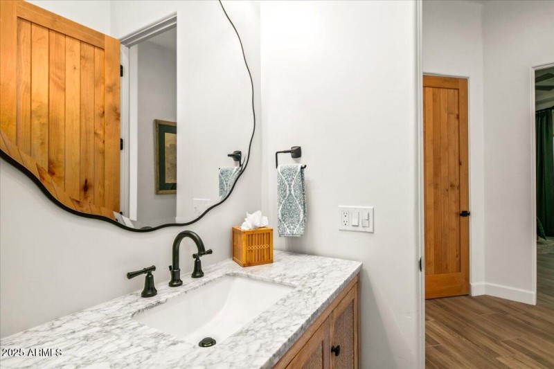 48-Powder Room