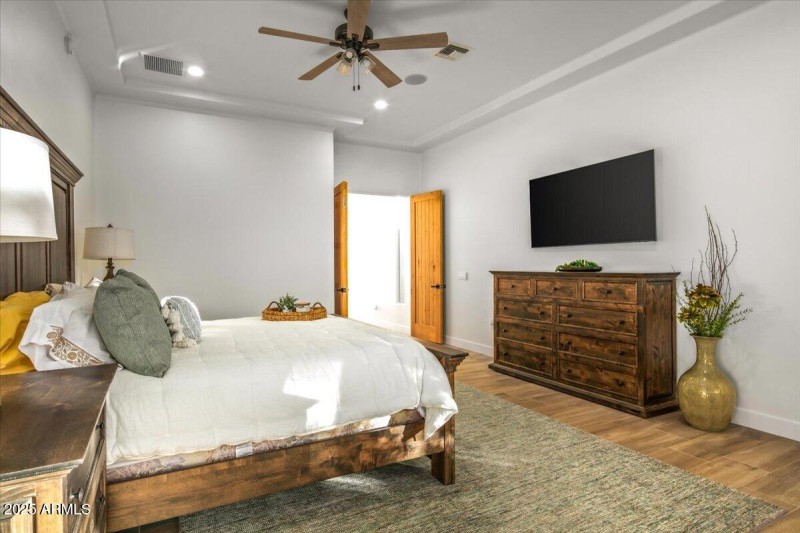 33-Primary Bedroom