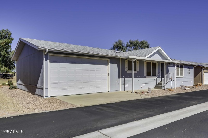 Lot # 2360-2