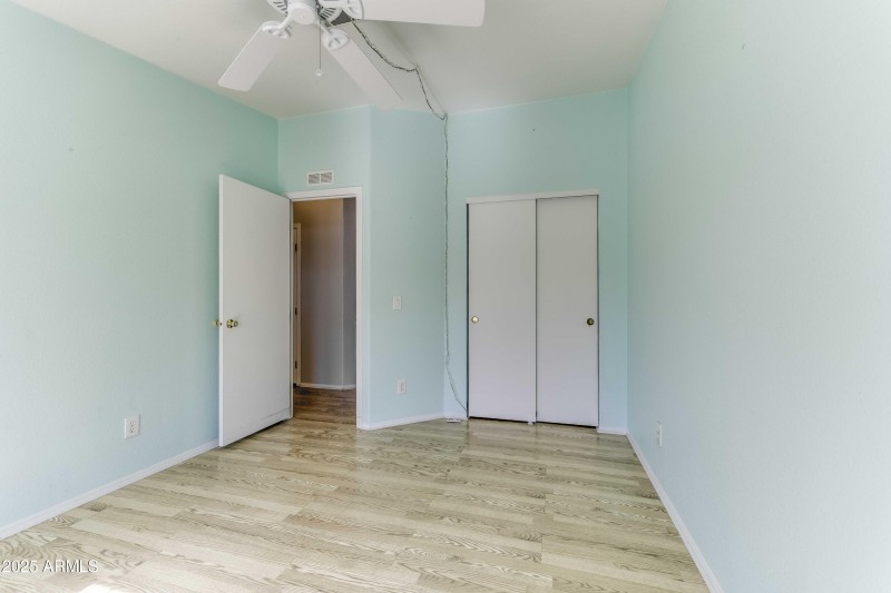 Lot # 2360-20