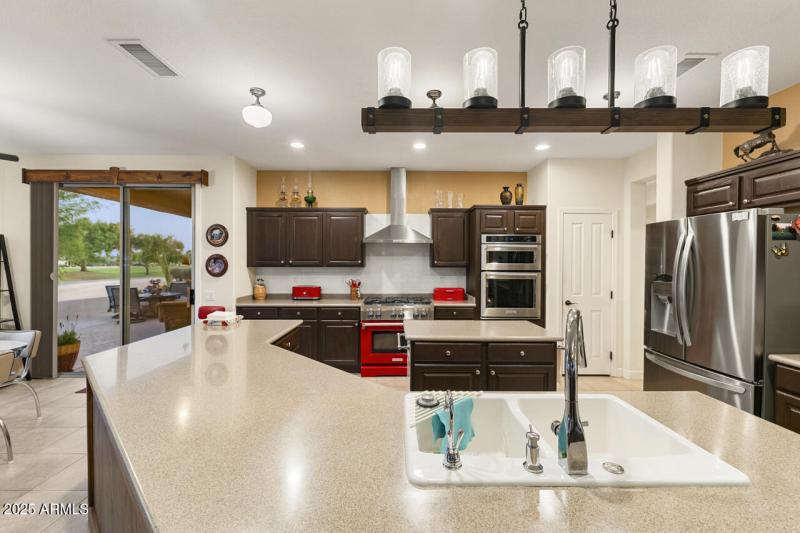 16-Kitchen
