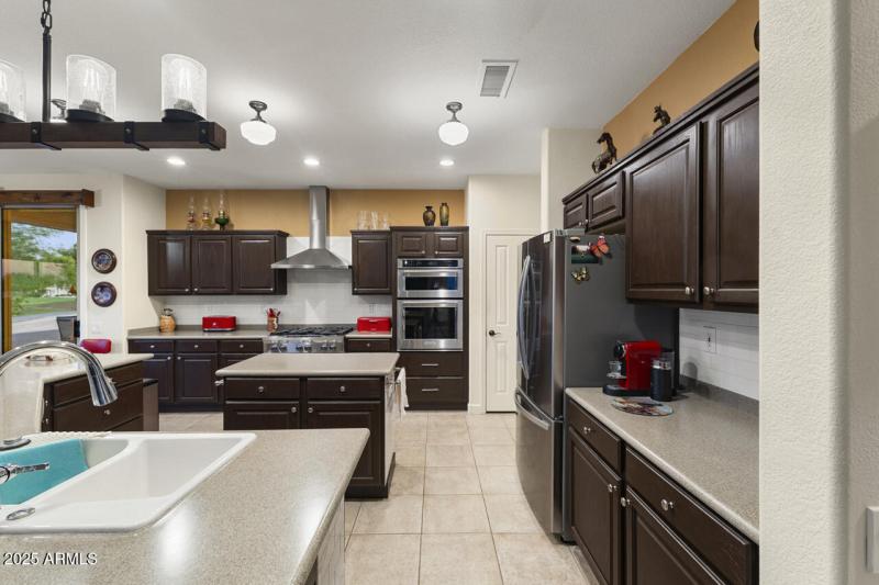 17-Kitchen