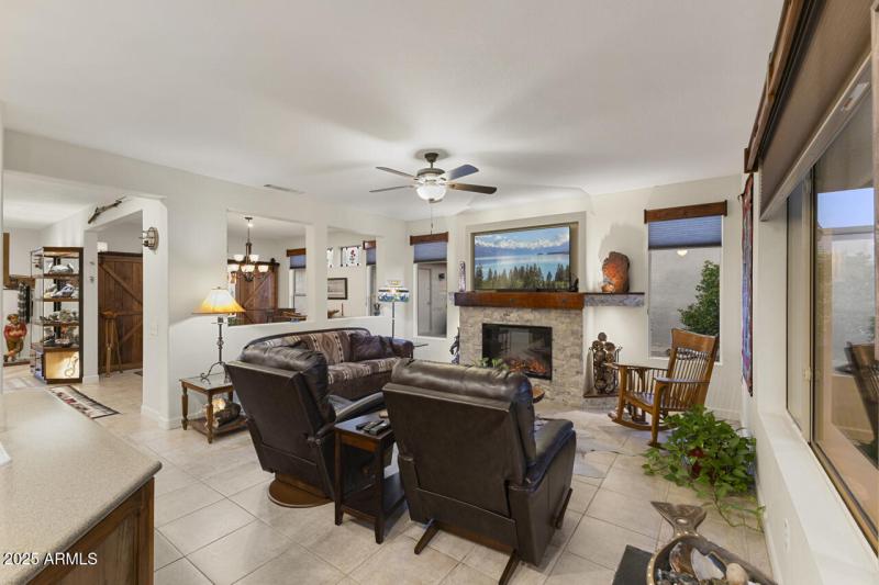 23-Family-Room