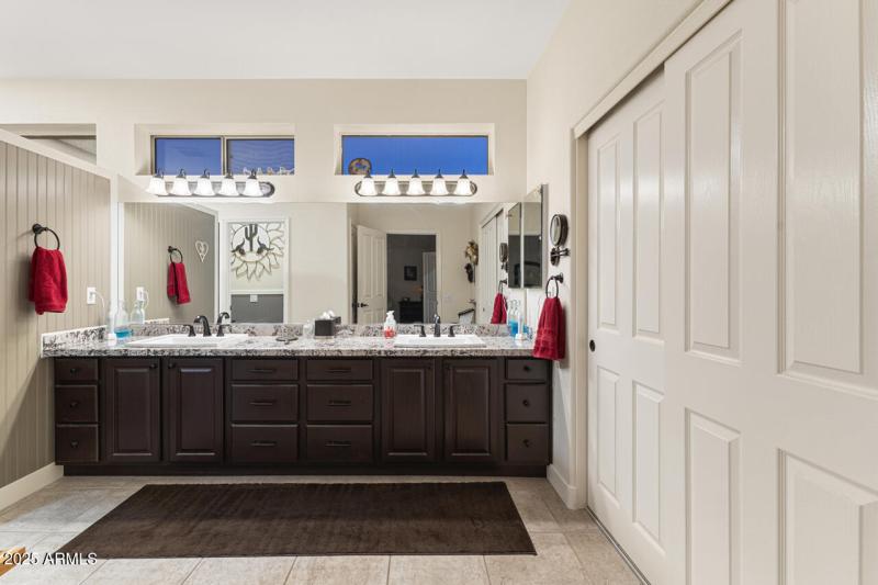 29-Bathroom-2
