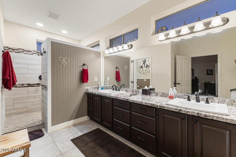 30-Bathroom-2