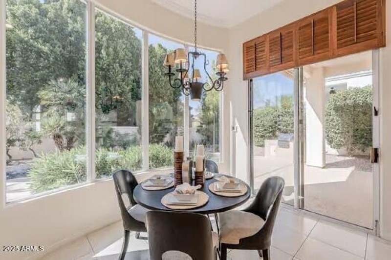 Casual Dining