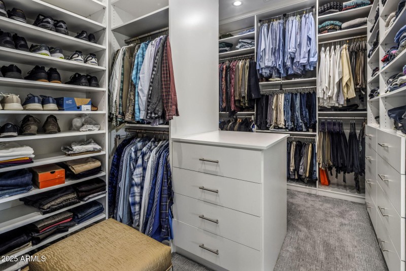 9180 E HAPPY HOLLOW DR