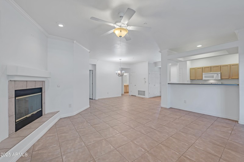 P1118851