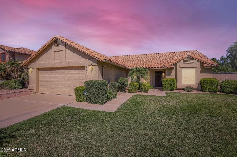 1034 E Encinas Avenue - Web Quality - 00