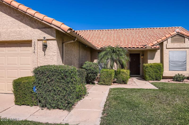 1034 E Encinas Avenue - Web Quality - 00