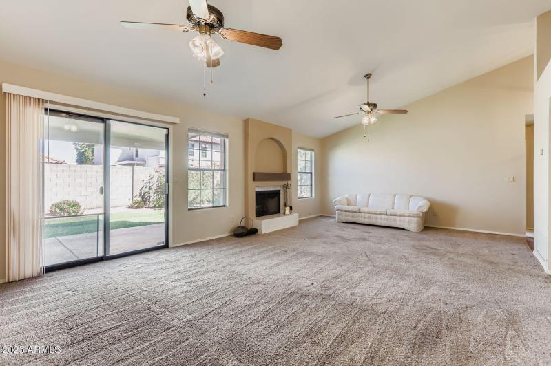 1034 E Encinas Avenue - Web Quality - 00