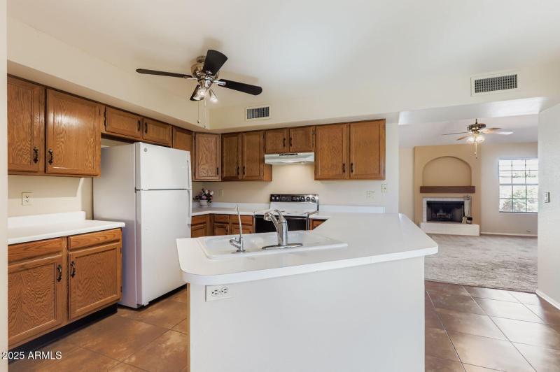 1034 E Encinas Avenue - Web Quality - 01