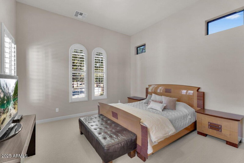 039_43-web-or-mls-43-web-or-mls-201st-31