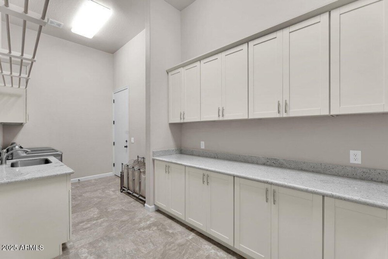 047_51-web-or-mls-51-web-or-mls-201st-53
