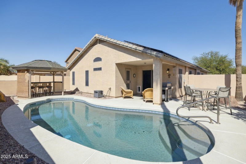 Taylor pool