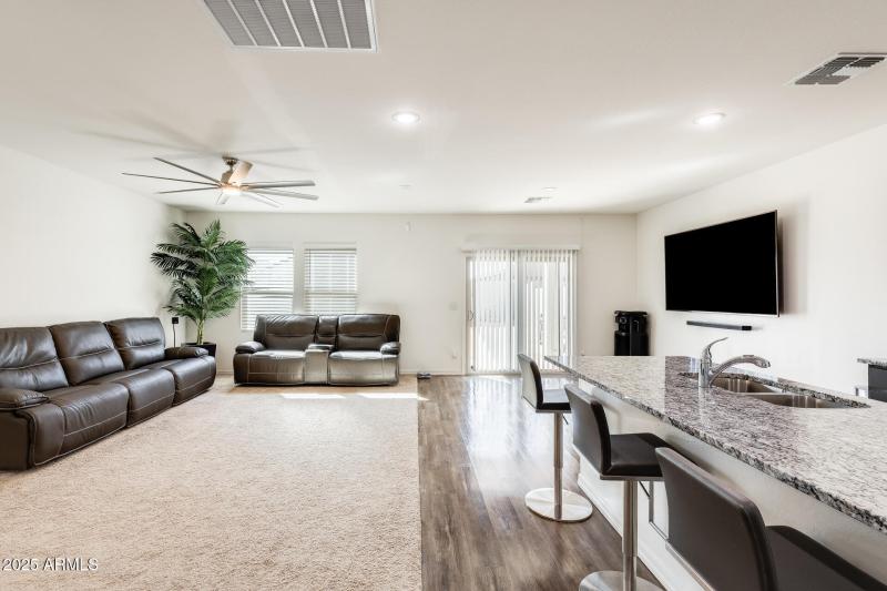 Kitchen/Living