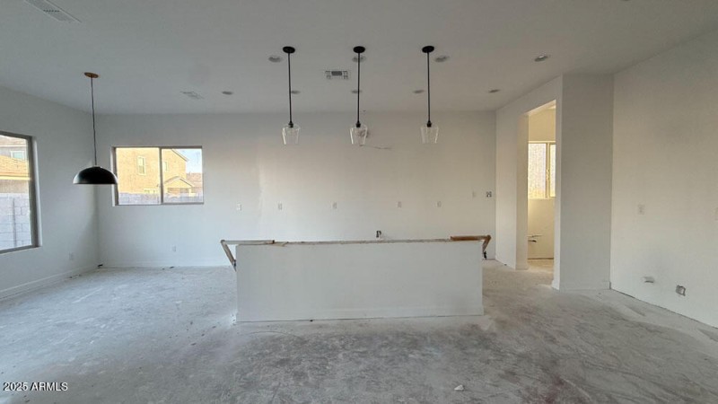 011 - Kitchen