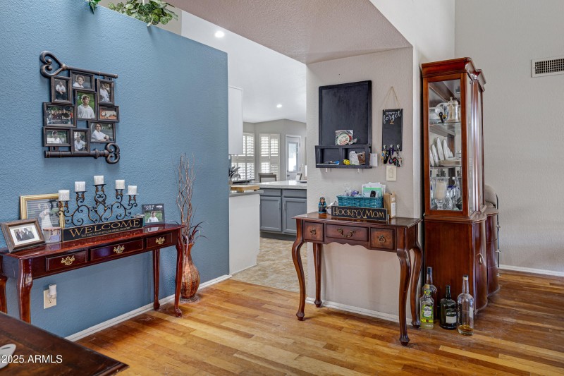 14618 S 34th Pl-23