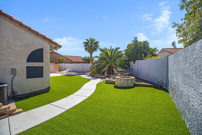 14618 S 34th Pl-35