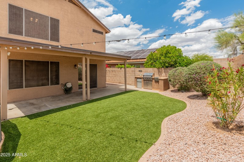20809 N 1st Ave-12