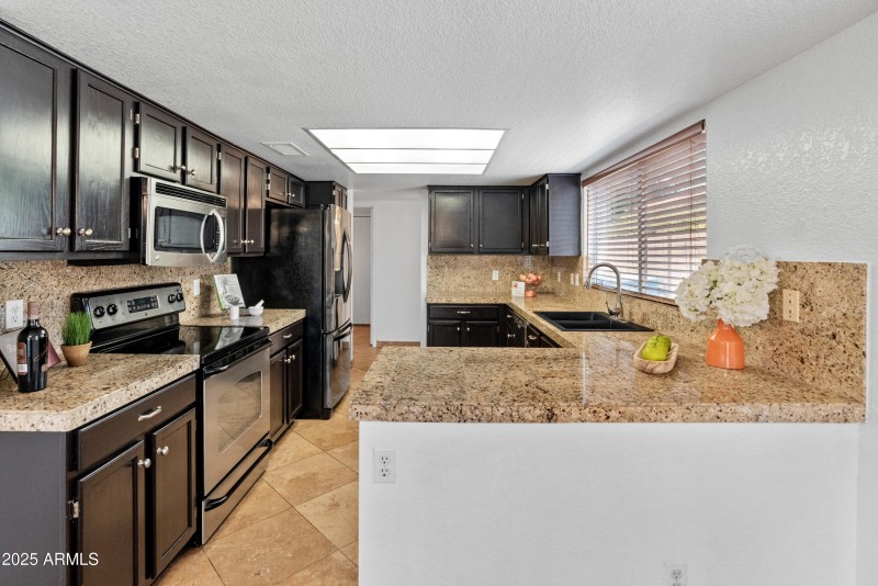20809 N 1st Ave-51