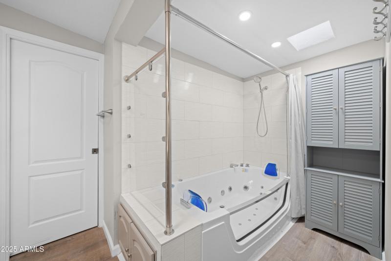 Interior - 4665 Cedar Dr-13