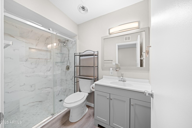 Interior - 4665 Cedar Dr-18