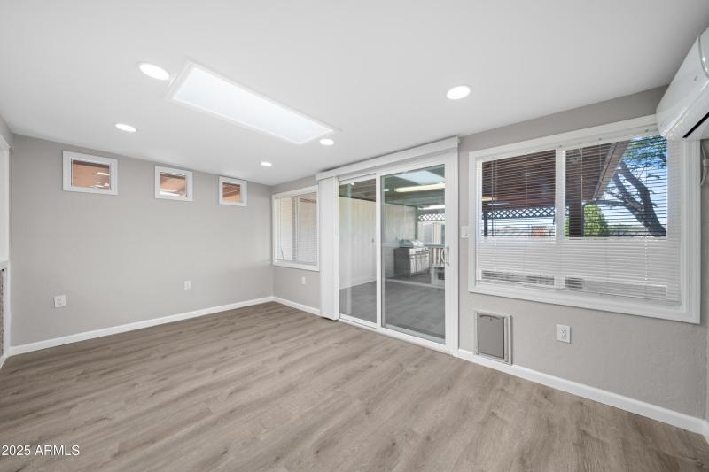 Interior - 4665 Cedar Dr-19