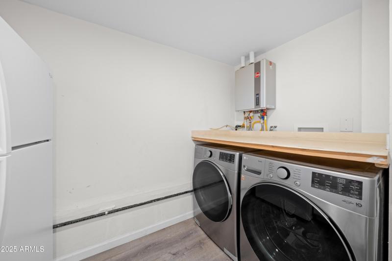 Interior - 4665 Cedar Dr-21