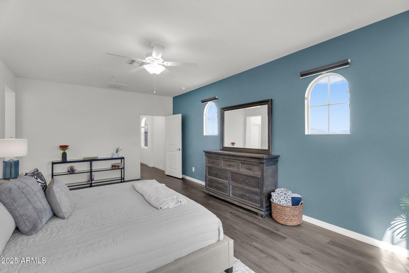 014_21-web-or-mls-aster-17_216